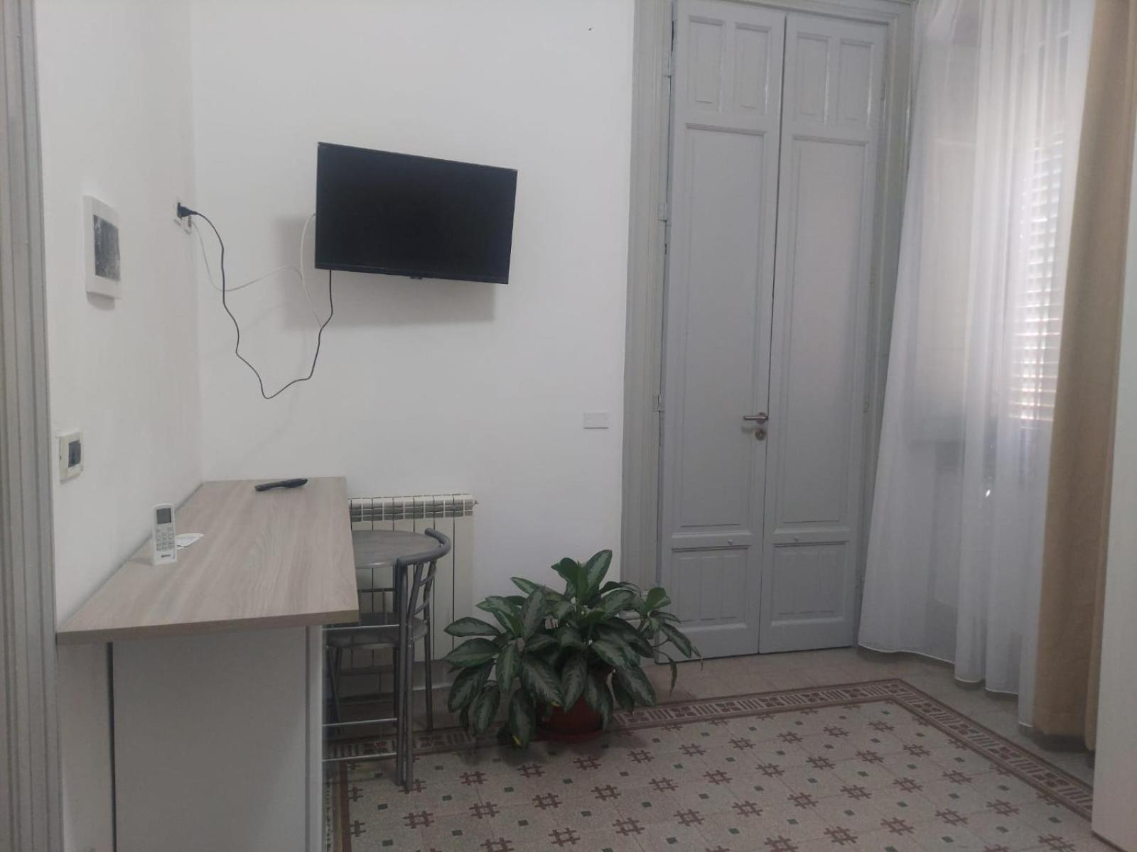 Guest House Lamphotel Militello Palermo Zewnętrze zdjęcie